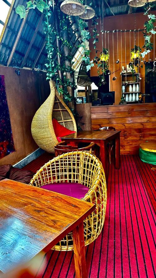A Lounge Hostel And Cafe Ella Zewnętrze zdjęcie