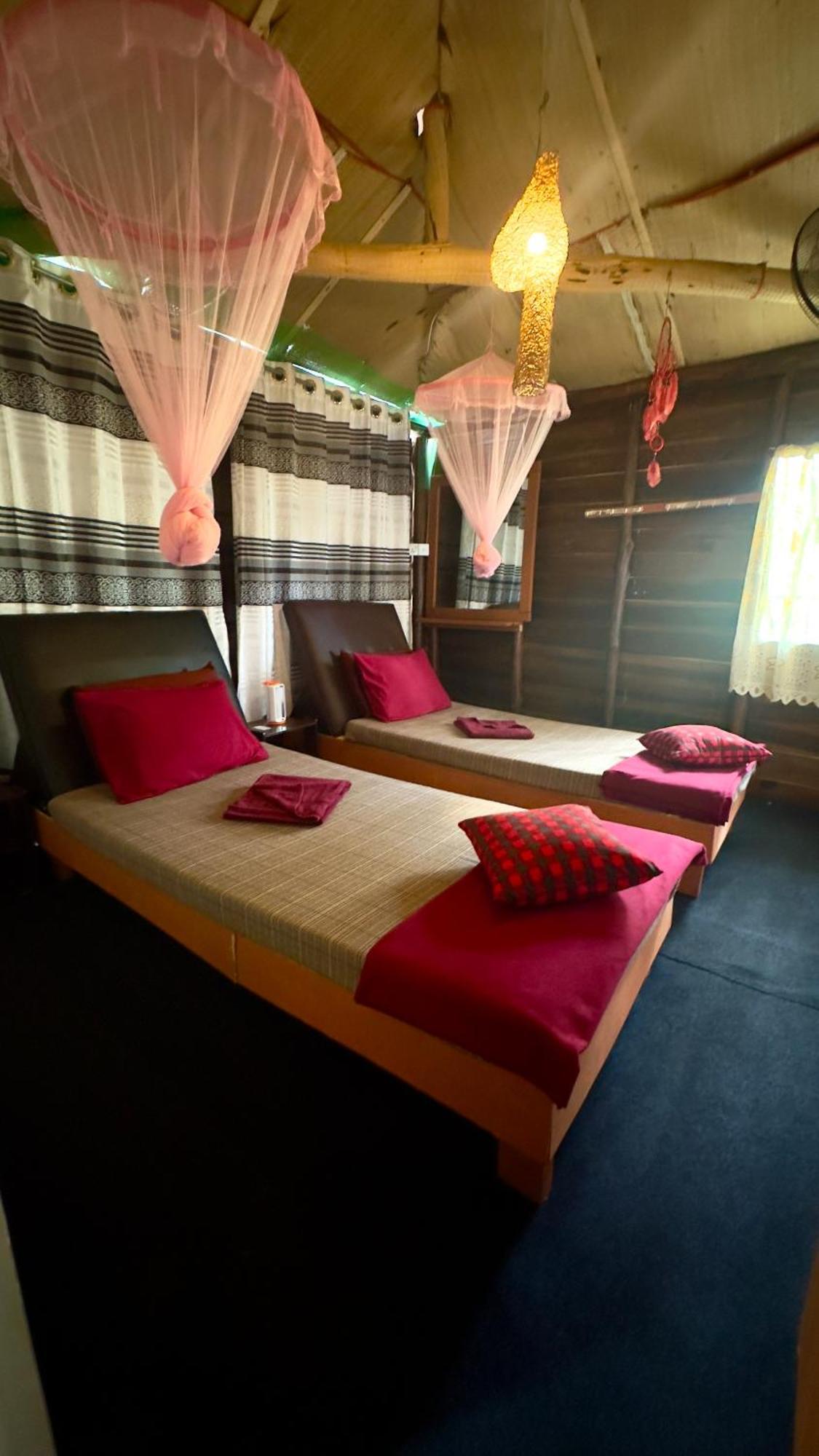 A Lounge Hostel And Cafe Ella Zewnętrze zdjęcie